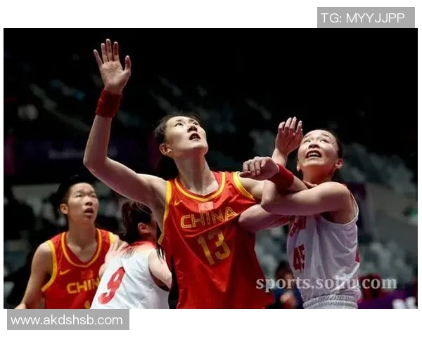2010年亚运会篮球赛中国队与日本队激战回顾与精彩瞬间分析