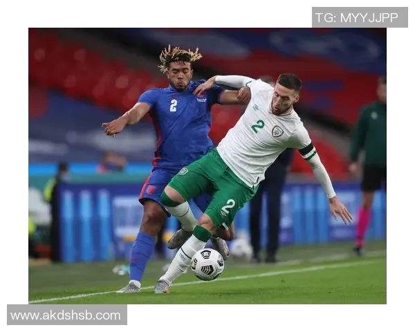 冰岛U17与英格兰U17激战正酣青少年足球赛精彩回顾与分析