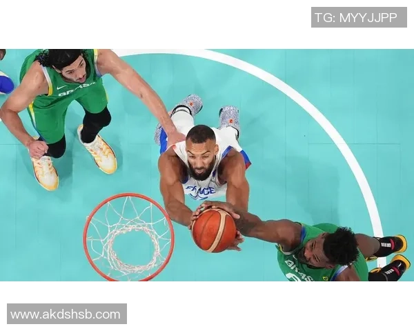 勇士与独行侠激战正酣2月5号篮球盛宴引发球迷热议