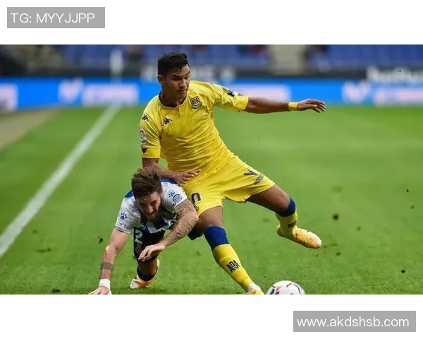 西班牙人对阵阿尔科孔精彩直播西乙联赛激战正酣