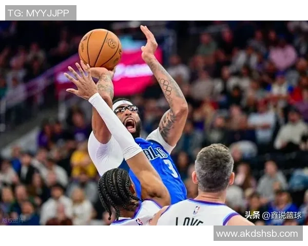 场均19.4分,三分球联盟第四,体现碾压弗拉格,这位新秀展露巨星相 场均19.4分,三分球联盟第四,体现碾压弗拉格,这位新秀展露巨星相